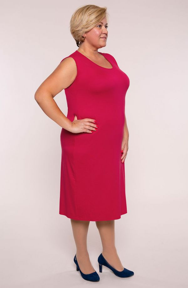 Gładka prosta sukienka w rubinowym kolorze