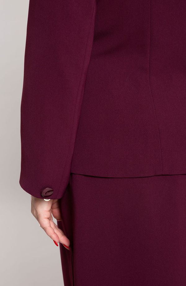 Elegantne burgundia värvi ülikond