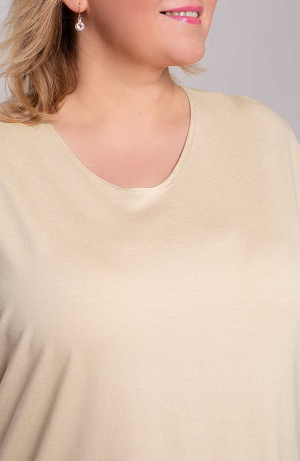 Beež tavaline kootud naiste pluss suuruses lühikeste varrukatega T-särk | Moodsad suured suurused