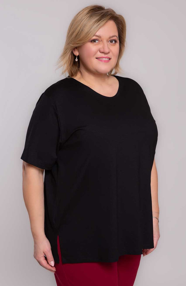 Must tavaline kootud naiste plusssuuruses T-särk | Moodsad suured suurused