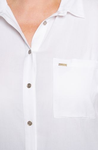 Pikk valge taskuga särk