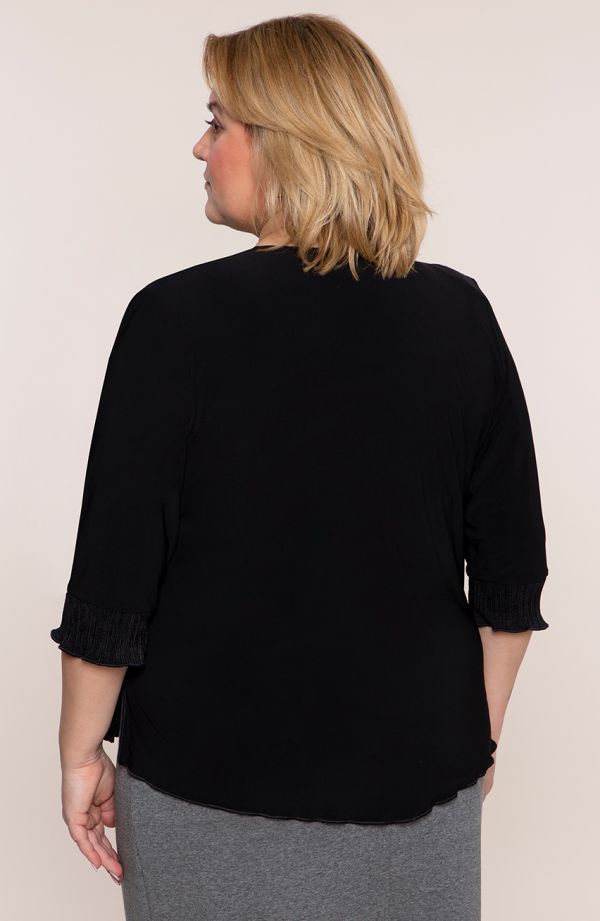 Must pluus plisseeringuga ametlik pluus - pluss suurused riided