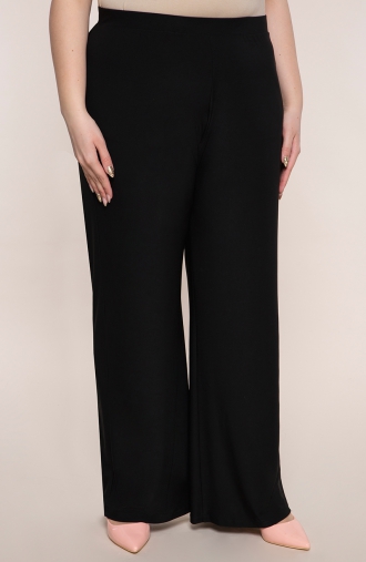 Wizytowe spodnie plus size dla puszystych w czarnym kolorze